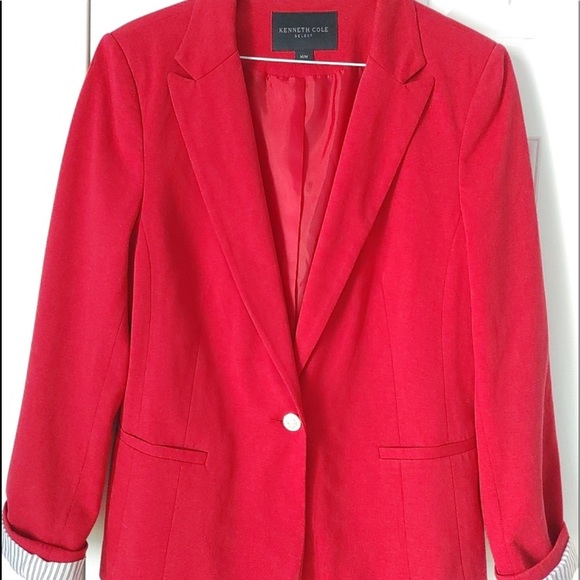 Blazer - Picture 2 of 11